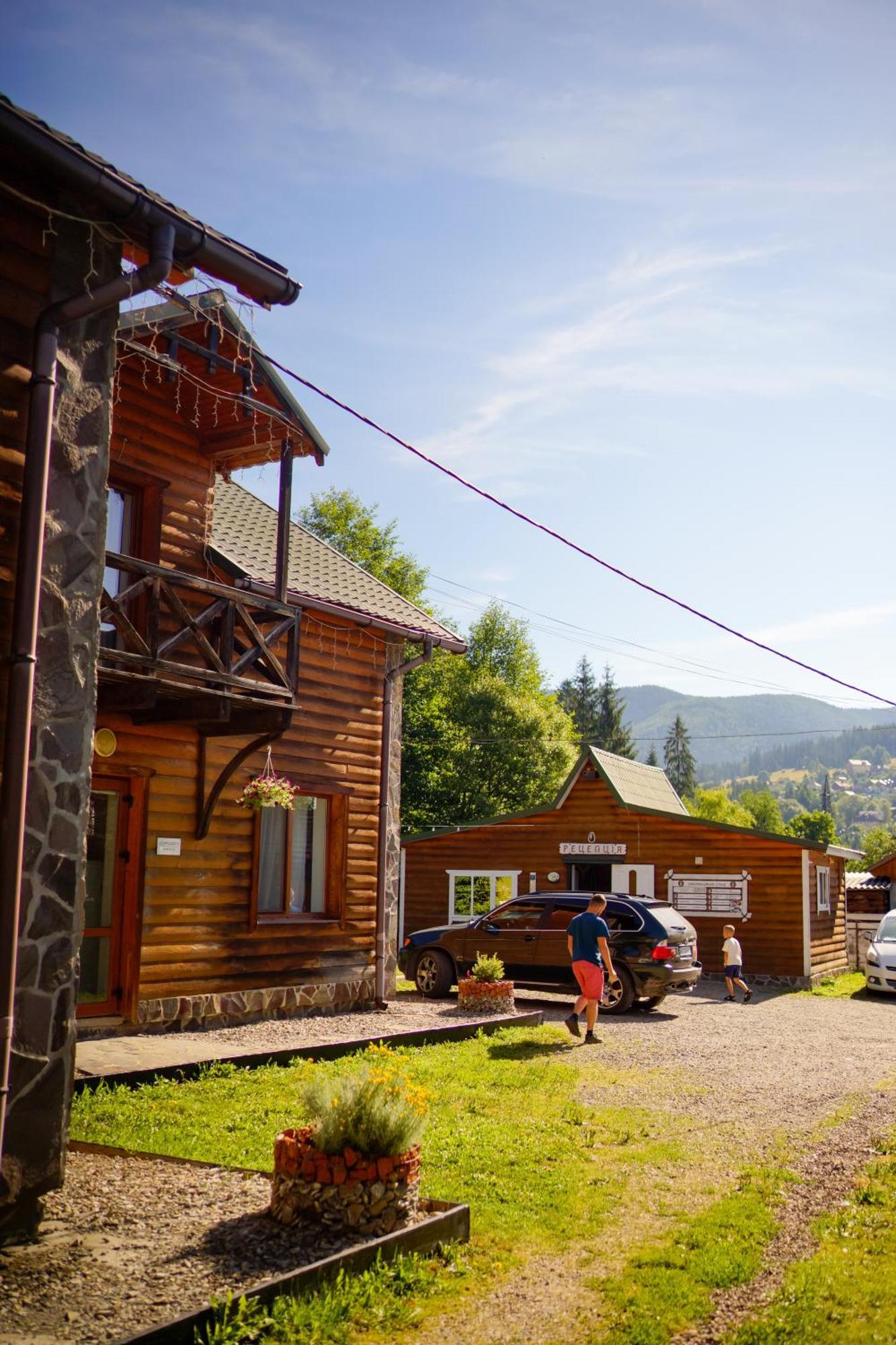 Готель Добрій Vorochta Buitenkant foto